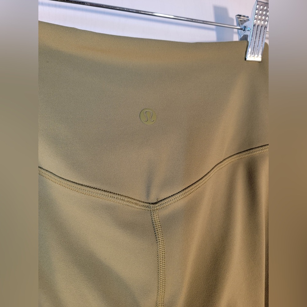 Lululemon•Nulu and Crisscross Mesh Stirrup Tight•Bronze Green•LIKE NEW•Sz 4 - Picture 10 of 16